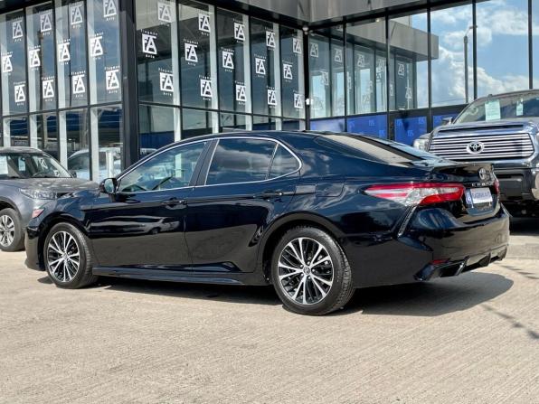Toyota Camry VIII (XV70) с пробегом 2018 года, цена 2 140 000 рублей, 170000 км, седан, Автокод Объявления