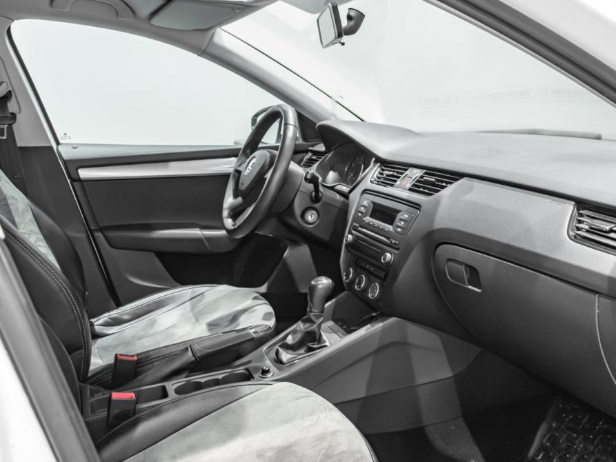 Skoda Octavia III (A7) Екатеринбург  - изображение 13