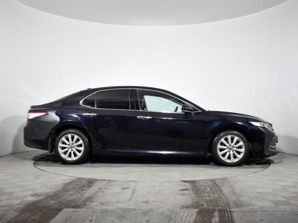 Toyota Camry VIII (XV70) с пробегом 2021 года, цена 2 583 000 рублей, 130000 км, седан, Автокод Объявления
