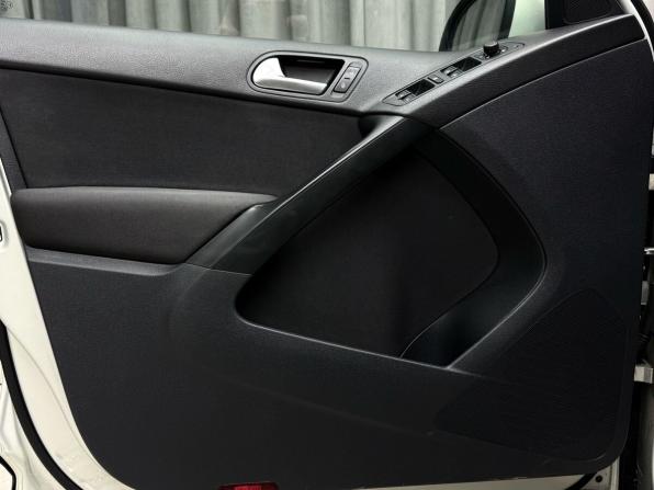 Volkswagen Tiguan I Рестайлинг с пробегом 2012 года, цена 1 499 000 рублей, 186668 км, внедорожник, Автокод Объявления