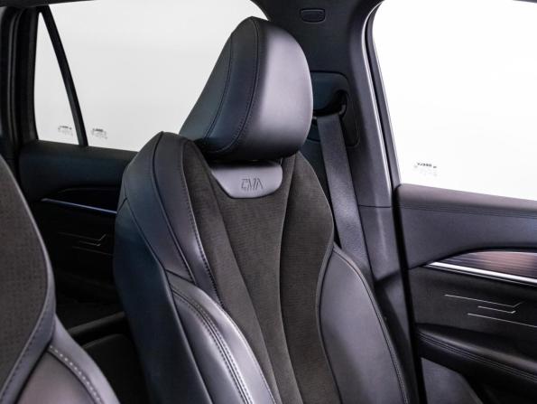 Geely Monjaro I с пробегом 2024 года, цена 3 499 000 рублей, 35461 км, внедорожник, Автокод Объявления