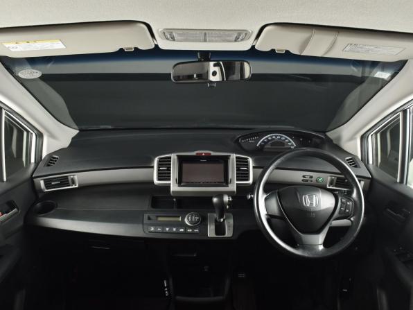 Honda Freed I Рестайлинг с пробегом 2012 года, цена 1 099 995 рублей, 138946 км, компактвэн, Автокод Объявления