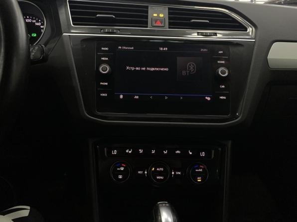 Volkswagen Tiguan II с пробегом 2018 года, цена 1 790 000 рублей, 218072 км, внедорожник, Автокод Объявления