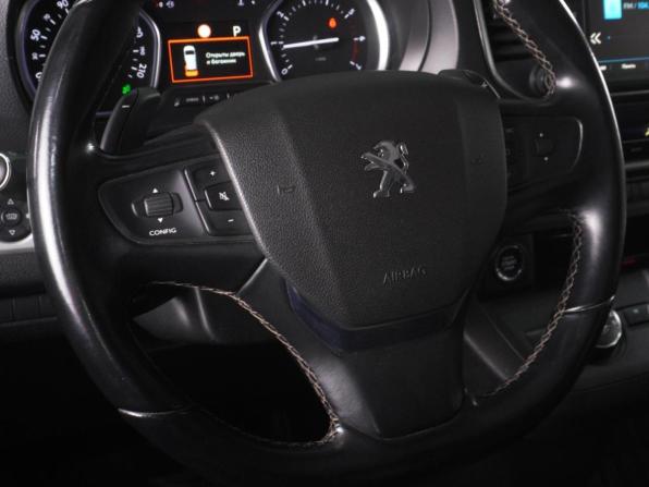 Peugeot Traveller I с пробегом 2019 года, цена 2 974 000 рублей, 224193 км, минивэн, Автокод Объявления