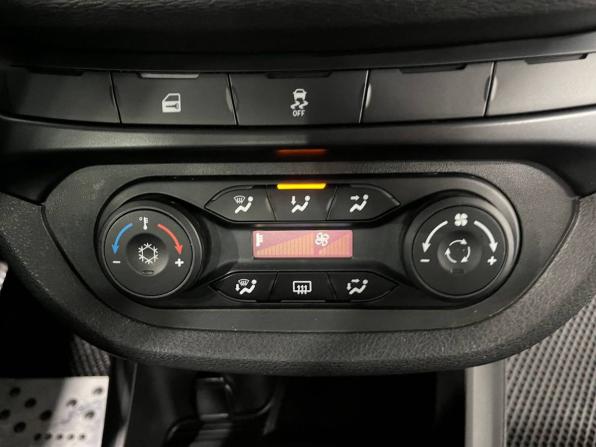 Lada (ВАЗ) Vesta I с пробегом 2021 года, цена 1 119 000 рублей, 57000 км, седан, Автокод Объявления