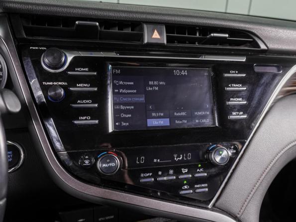 Toyota Camry VIII (XV70) с пробегом 2020 года, цена 2 749 000 рублей, 120157 км, седан, Автокод Объявления