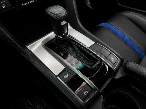 Honda Civic X с пробегом 2018 года, цена 1 849 000 рублей, 98823 км, хэтчбек, Автокод Объявления