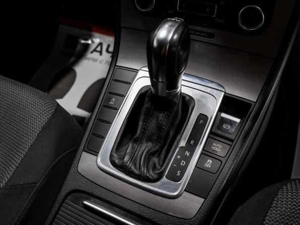 Volkswagen Passat B7 с пробегом 2011 года, цена 1 175 000 рублей, 123700 км, универсал, Автокод Объявления