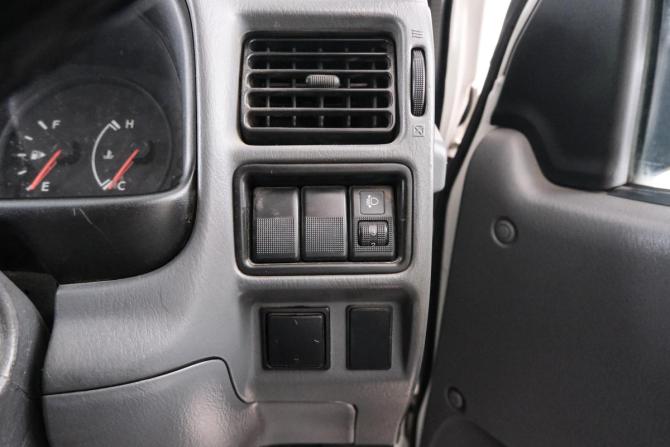Mazda Bongo IV с пробегом 2015 года, цена 1 379 000 рублей, 160000 км, фургон, Автокод Объявления