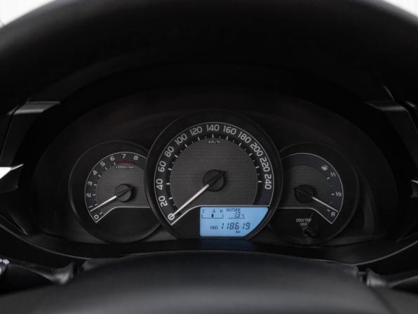 Toyota Corolla XI (E160 E170 E180) с пробегом 2013 года, цена 1 225 000 рублей, 118619 км, седан, Автокод Объявления