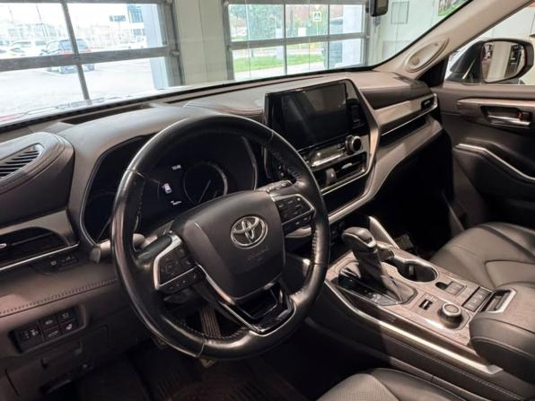 Toyota Highlander IV (XU70) с пробегом 2021 года, цена 4 799 000 рублей, 96558 км, внедорожник, Автокод Объявления