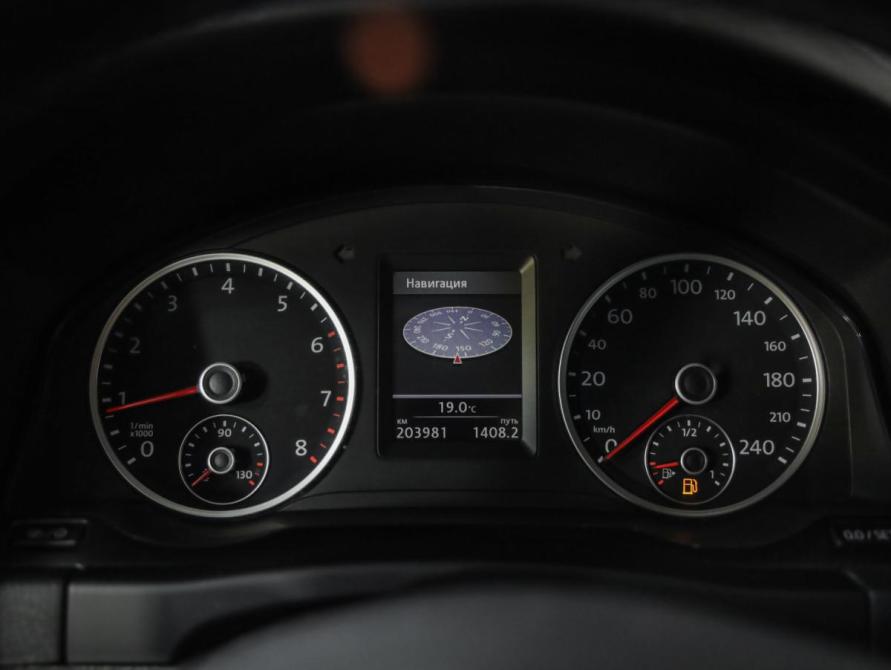 Volkswagen Tiguan I Рестайлинг Санкт-Петербург  - изображение 13