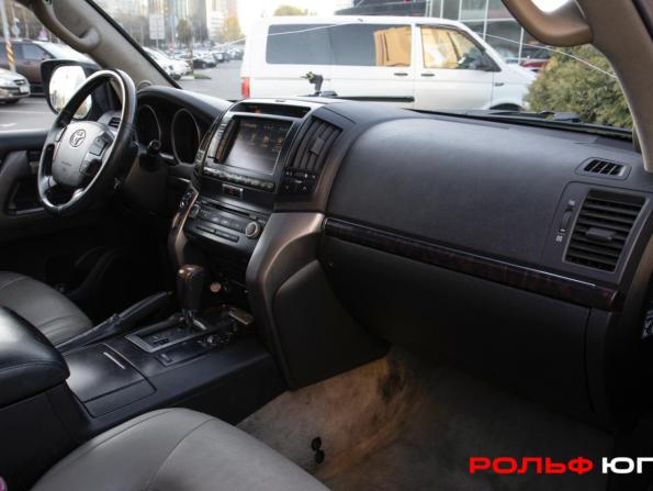 Toyota Land Cruiser 200 Series с пробегом 2008 года, цена 2 008 000 рублей, 573910 км, внедорожник, Автокод Объявления