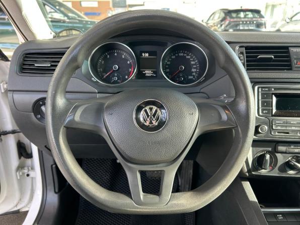 Volkswagen Jetta VI Рестайлинг с пробегом 2015 года, цена 995 000 рублей, 260240 км, седан, Автокод Объявления