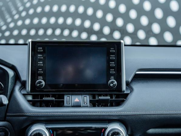 Toyota RAV4 V (XA50) с пробегом 2021 года, цена 3 100 000 рублей, 102230 км, внедорожник, Автокод Объявления