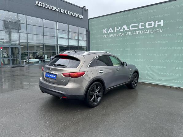 Infiniti FX II (S51) Рестайлинг с пробегом 2011 года, цена 1 547 000 рублей, 177450 км, внедорожник, Автокод Объявления