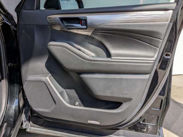 Toyota Highlander IV (XU70) с пробегом 2025 года, цена 5 950 000 рублей, 13891 км, внедорожник, Автокод Объявления