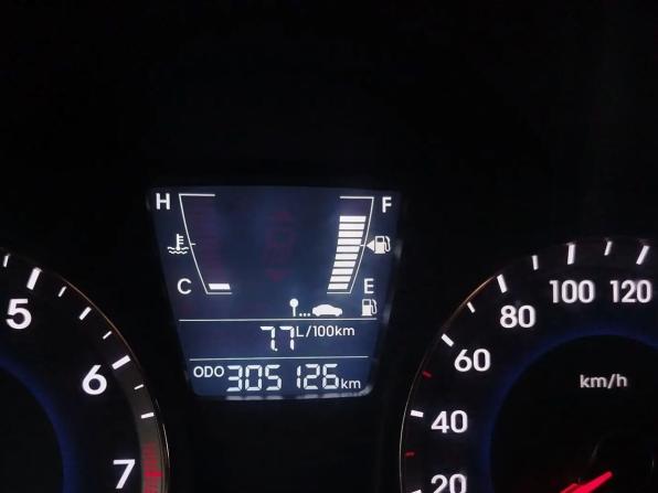Hyundai Solaris I с пробегом 2011 года, цена 465 000 рублей, 305126 км, седан, Автокод Объявления