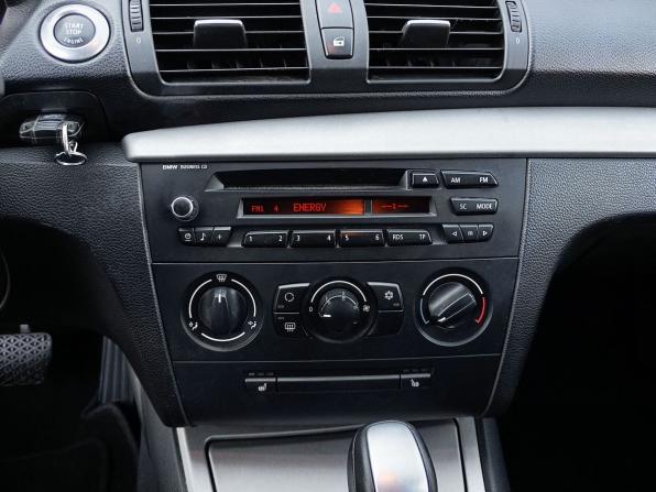 BMW 1 серии I (E81/E82/E87/E88) Рестайлинг с пробегом 2011 года, цена 869 000 рублей, 160000 км, хэтчбек, Автокод Объявления