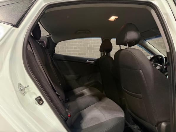 Hyundai Solaris I с пробегом 2012 года, цена 800 000 рублей, 60091 км, седан, Автокод Объявления