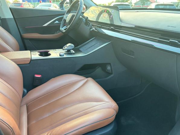 Omoda C5 I с пробегом 2022 года, цена 1 595 000 рублей, 62760 км, внедорожник, Автокод Объявления