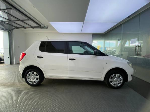 Skoda Fabia II Рестайлинг с пробегом 2012 года, цена 410 000 рублей, 134940 км, хэтчбек, Автокод Объявления