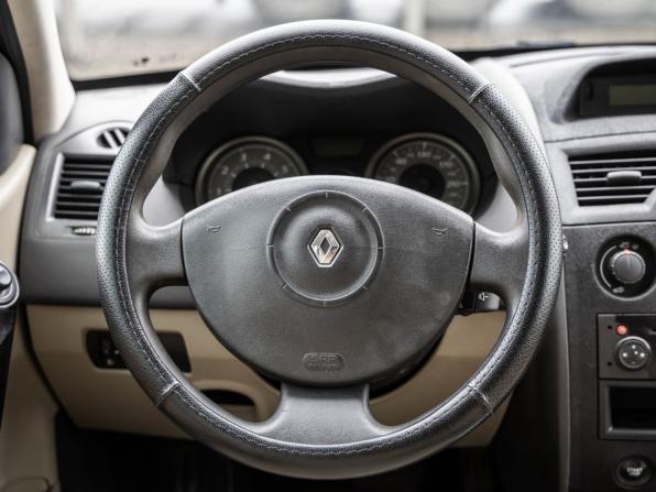 Renault Megane II Рестайлинг с пробегом 2007 года, цена 365 000 рублей, 223000 км, седан, Автокод Объявления