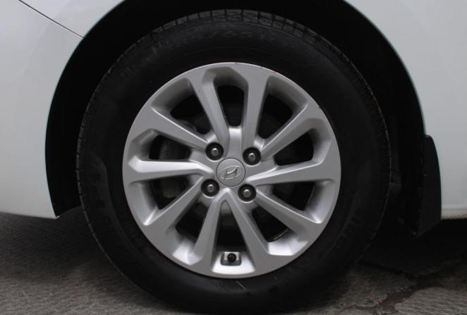 Hyundai Solaris II с пробегом 2018 года, цена 1 475 000 рублей, 125168 км, седан, Автокод Объявления