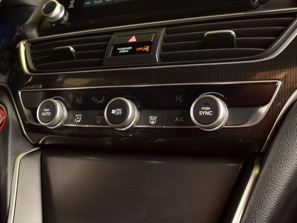 Honda Accord X с пробегом 2020 года, цена 2 954 995 рублей, 67925 км, седан, Автокод Объявления