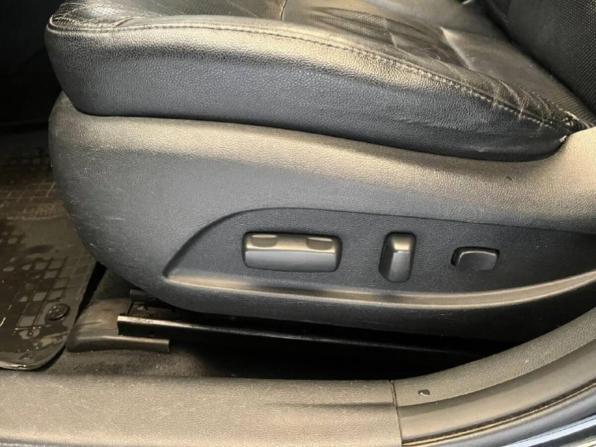 Hyundai Sonata VI (YF) с пробегом 2011 года, цена 874 000 рублей, 251716 км, седан, Автокод Объявления