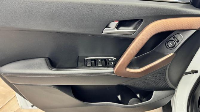 Hyundai Creta I с пробегом 2019 года, цена 2 290 000 рублей, 30091 км, внедорожник, Автокод Объявления