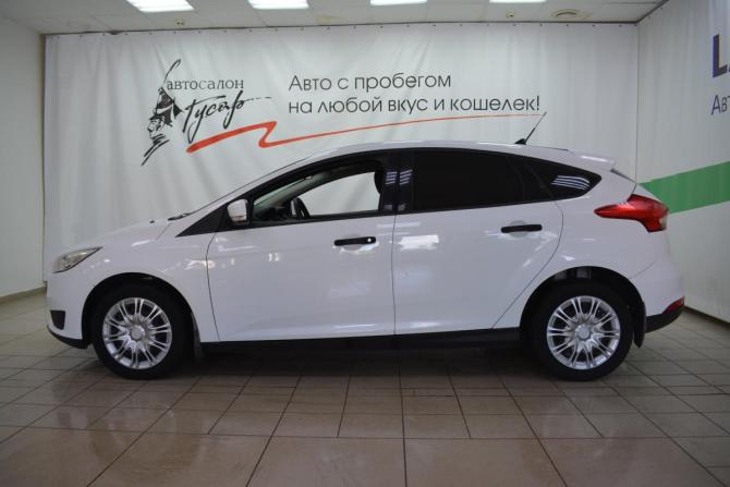 Ford Focus III Рестайлинг с пробегом 2019 года, цена 949 000 рублей, 241000 км, хэтчбек, Автокод Объявления