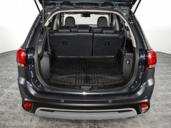 Mitsubishi Outlander III Рестайлинг 3 с пробегом 2021 года, цена 2 735 000 рублей, 98045 км, внедорожник, Автокод Объявления