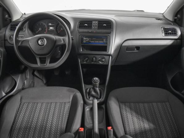 Volkswagen Polo V Рестайлинг с пробегом 2017 года, цена 689 000 рублей, 180279 км, седан, Автокод Объявления