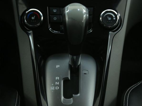 Chevrolet Orlando I с пробегом 2012 года, цена 1 150 000 рублей, 180000 км, компактвэн, Автокод Объявления