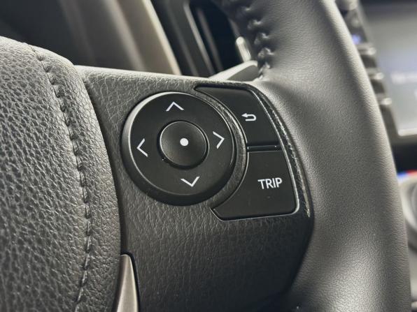 Toyota RAV4 IV (XA40) Рестайлинг с пробегом 2017 года, цена 2 019 000 рублей, 259236 км, внедорожник, Автокод Объявления