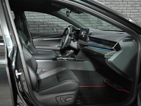 Toyota Camry IX (XV80) China Market с пробегом 2025 года, цена 4 120 000 рублей, 95 км, седан, Автокод Объявления