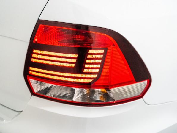 Volkswagen Polo V Рестайлинг с пробегом 2017 года, цена 1 149 500 рублей, 89219 км, седан, Автокод Объявления