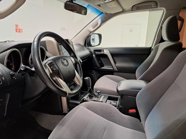 Toyota Land Cruiser Prado 150 Series с пробегом 2013 года, цена 3 073 000 рублей, 213298 км, внедорожник, Автокод Объявления