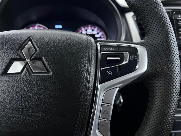 Mitsubishi L200 V Рестайлинг с пробегом 2020 года, цена 3 599 000 рублей, 98339 км, пикап, Автокод Объявления