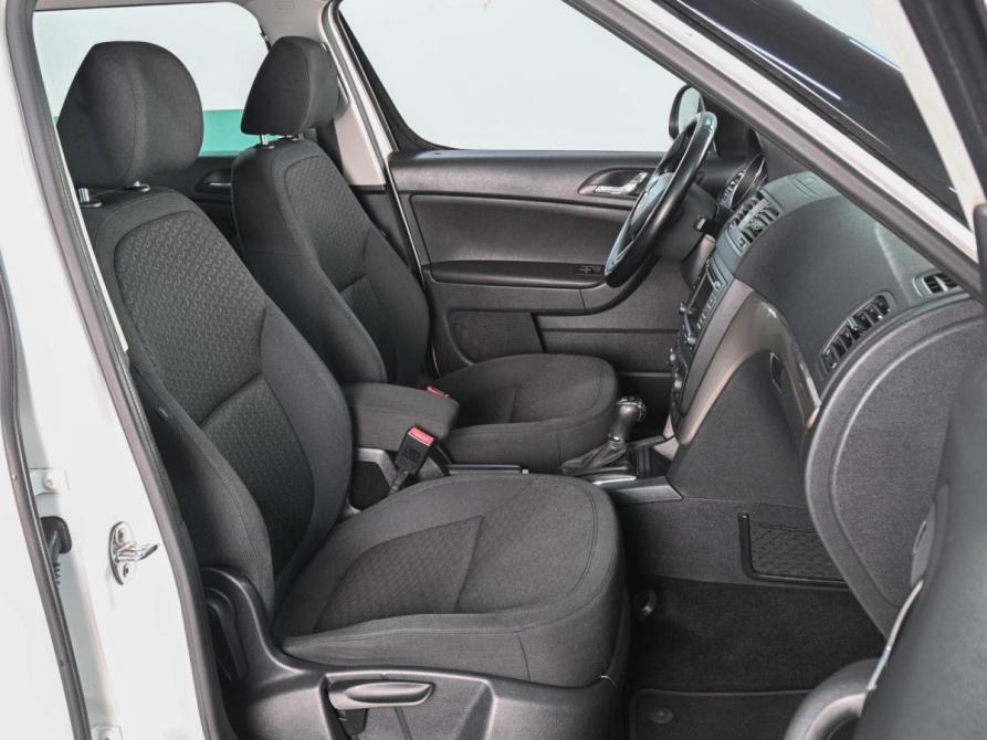 Skoda Yeti I Рестайлинг Ростов-на-Дону  - изображение 8