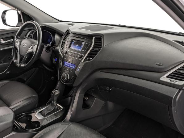 Hyundai Santa Fe III Рестайлинг с пробегом 2017 года, цена 2 100 000 рублей, 172532 км, внедорожник, Автокод Объявления