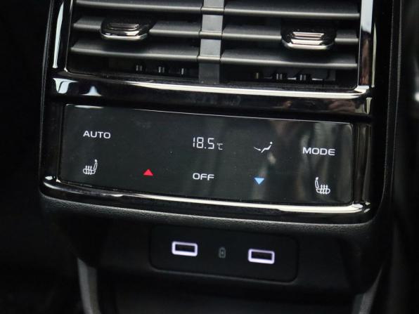 Geely Monjaro I с пробегом 2024 года, цена 3 365 000 рублей, 31531 км, внедорожник, Автокод Объявления