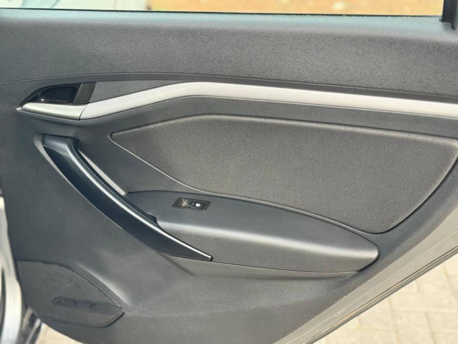 Lada (ВАЗ) Vesta I Ростов-на-Дону  - изображение 16