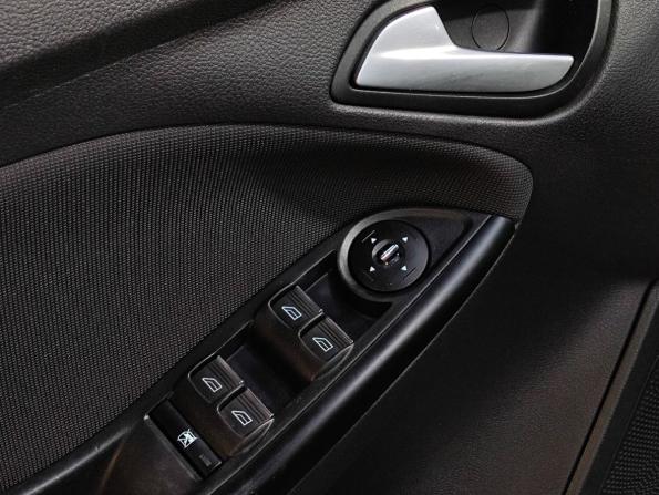 Ford Focus III с пробегом 2012 года, цена 550 000 рублей, 168800 км, хэтчбек, Автокод Объявления
