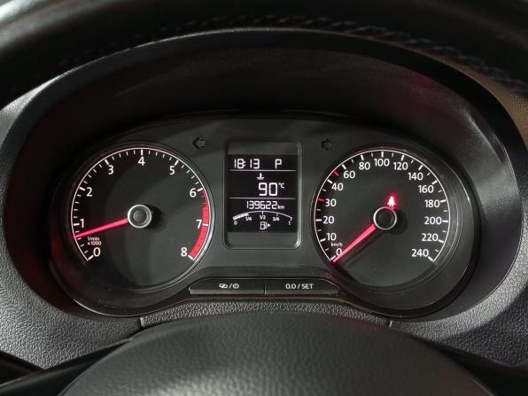 Volkswagen Polo V Рестайлинг с пробегом 2019 года, цена 1 300 000 рублей, 139620 км, седан, Автокод Объявления