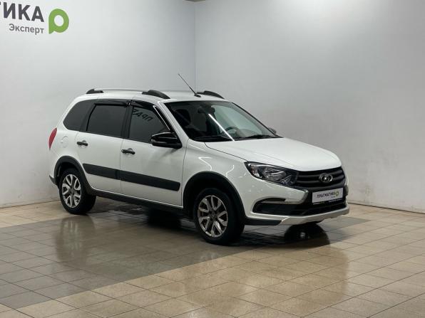 Lada (ВАЗ) Granta I Рестайлинг с пробегом 2023 года, цена 879 000 рублей, 35915 км, универсал, Автокод Объявления