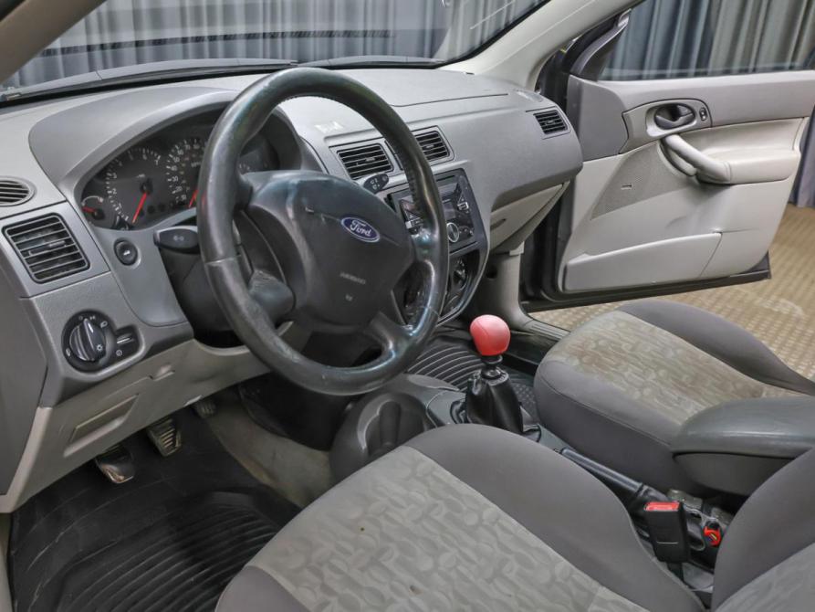 Ford Focus I Рестайлинг (North America) Москва  - изображение 8