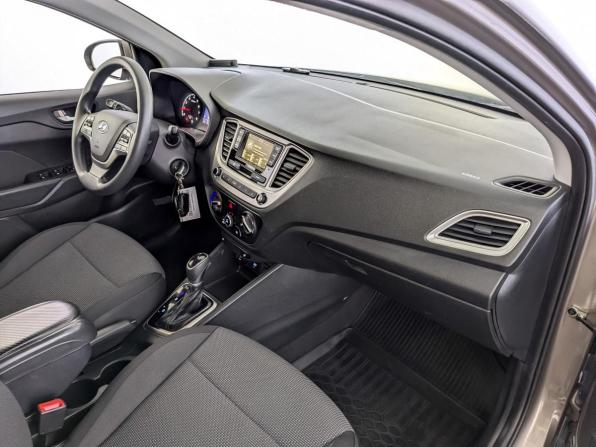Hyundai Solaris II Рестайлинг с пробегом 2022 года, цена 1 535 000 рублей, 107838 км, седан, Автокод Объявления