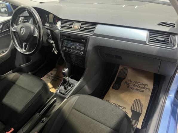 Skoda Rapid I с пробегом 2014 года, цена 725 000 рублей, 237527 км, лифтбек, Автокод Объявления